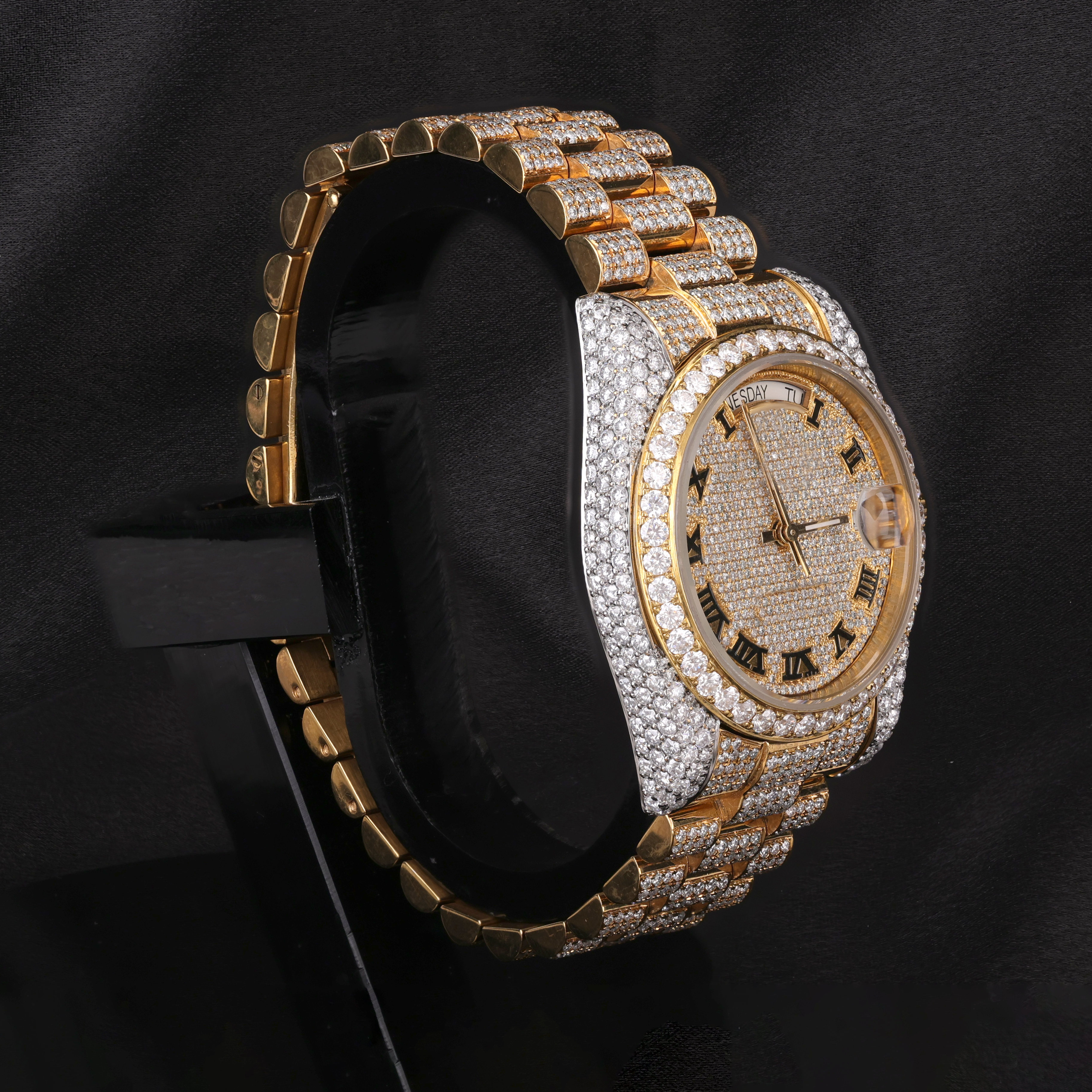 DripblingJewelry Iced-Out Gold Roman Dial Watch – Day & Date Edition