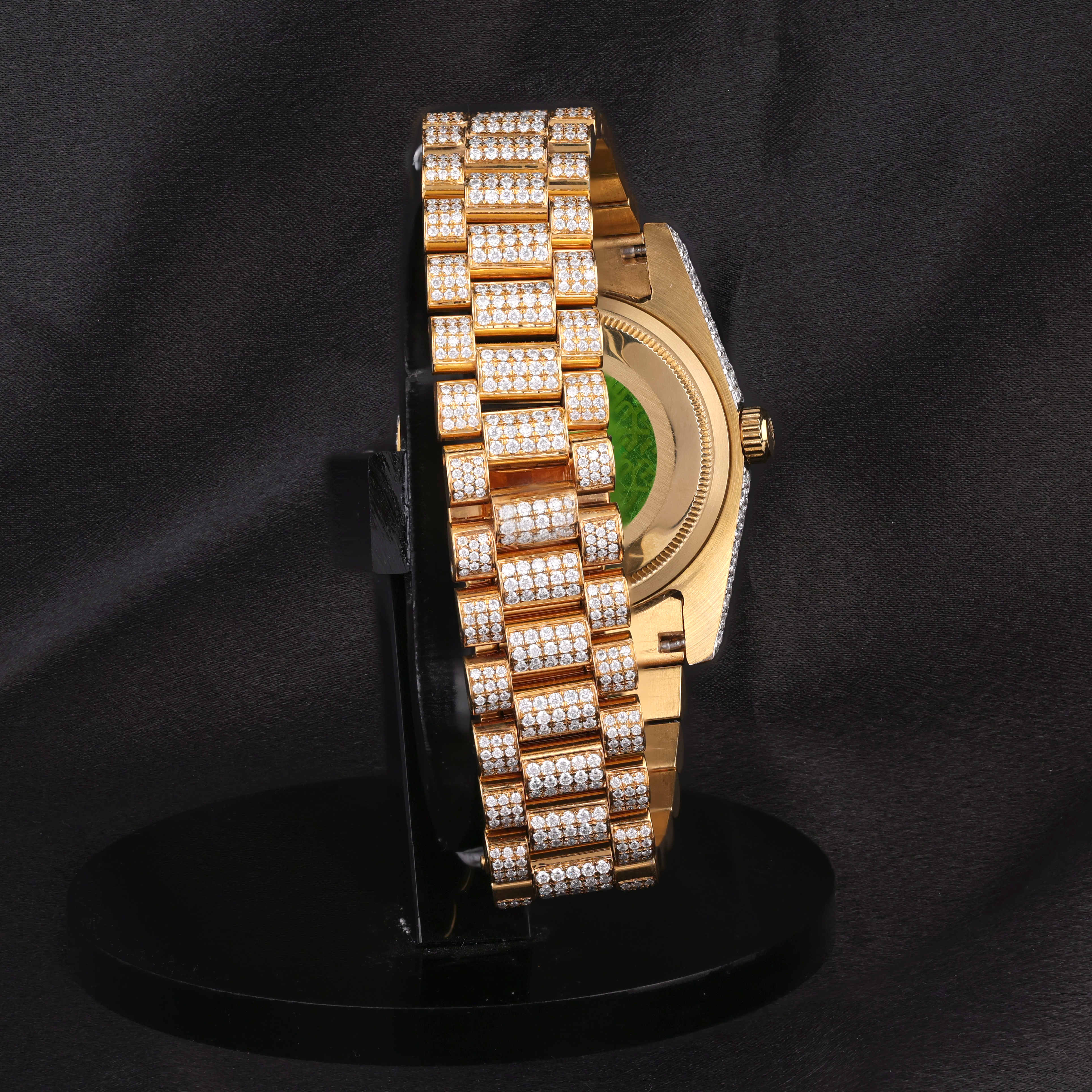 DripblingJewelry Iced-Out Gold Roman Dial Watch – Day & Date Edition