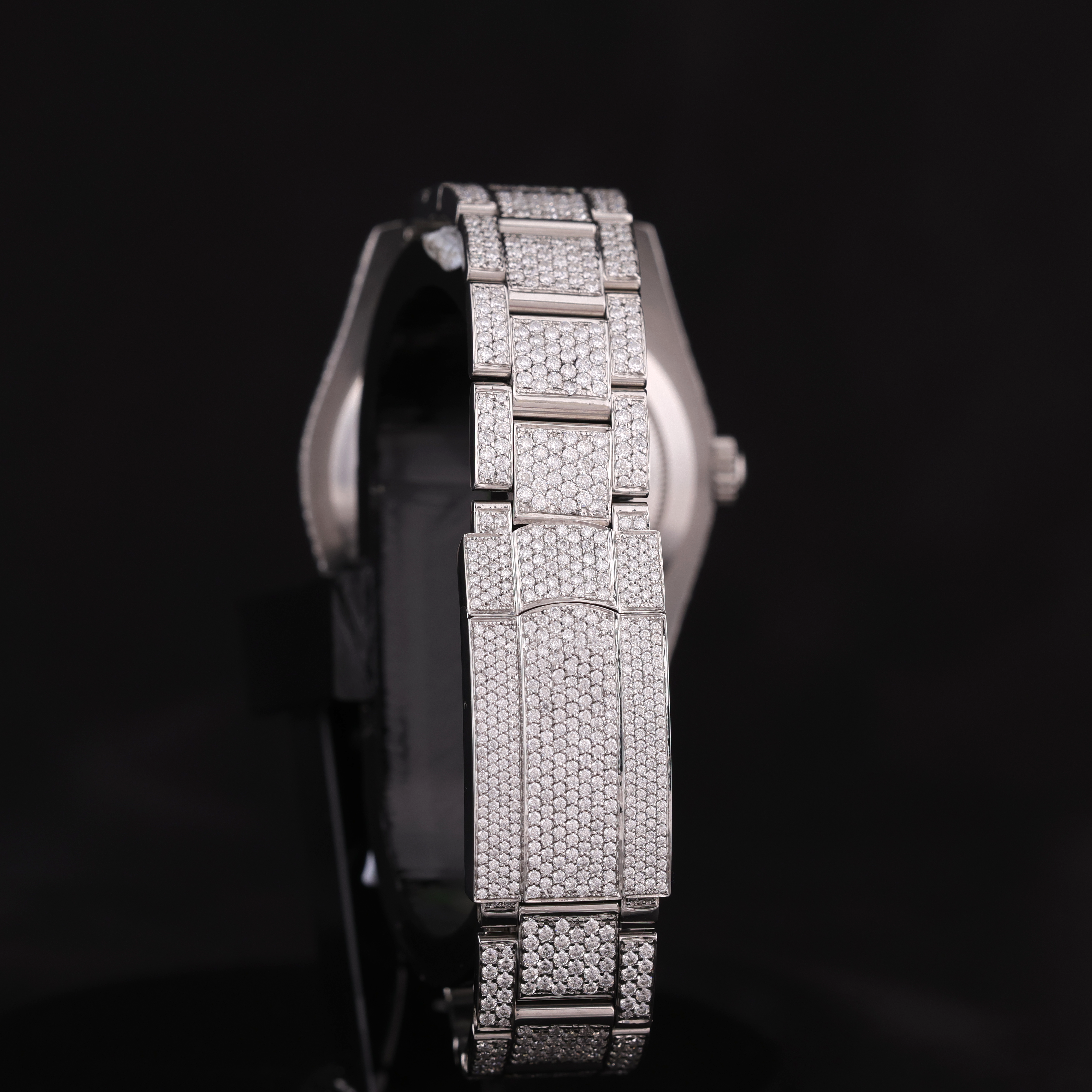 DripblingJewelry Rainbow Roman Iced-Out Watch – Frosted Edition