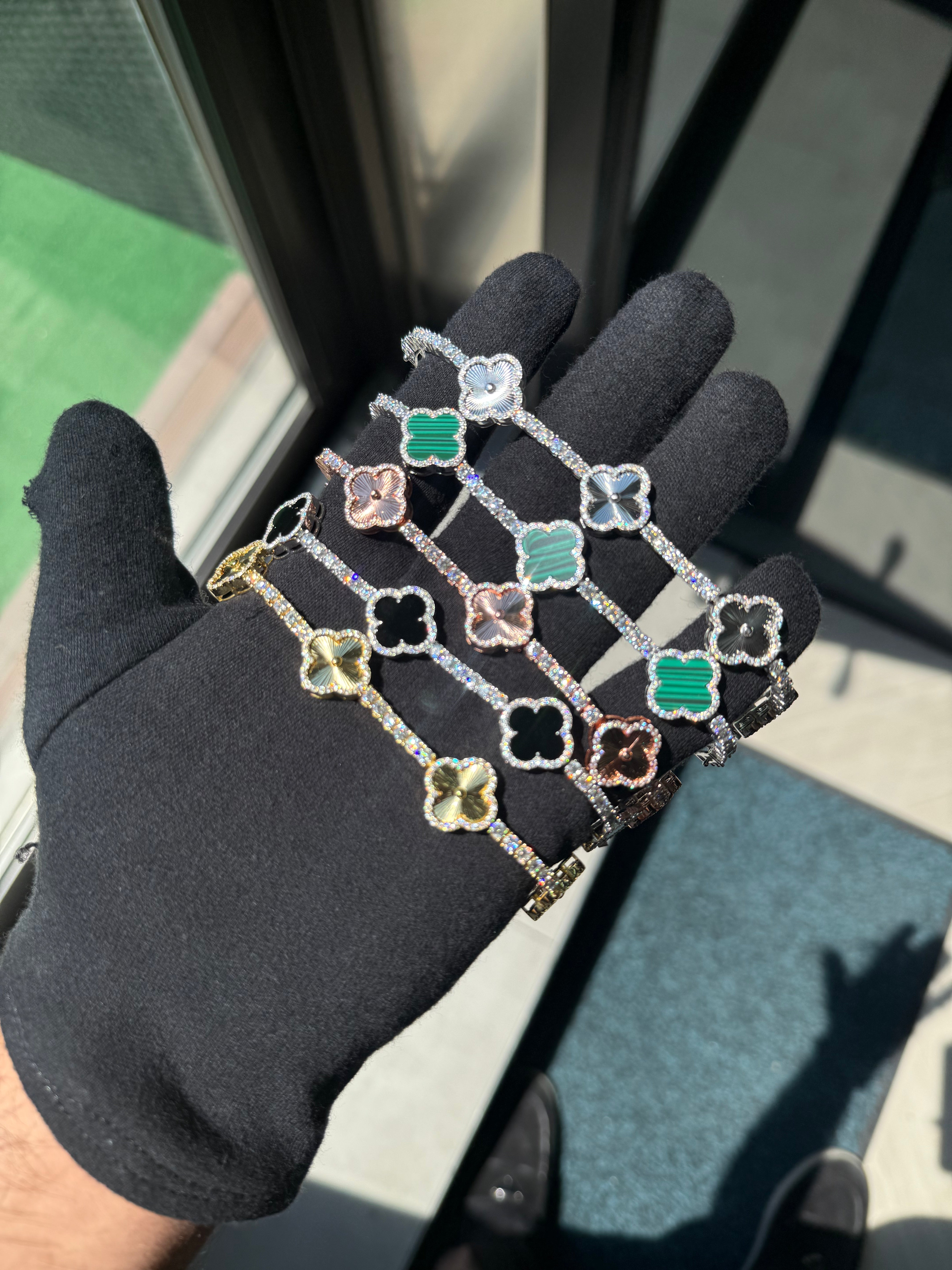 VVS TENNIS VAN CLEEF CLOVER BRACELET