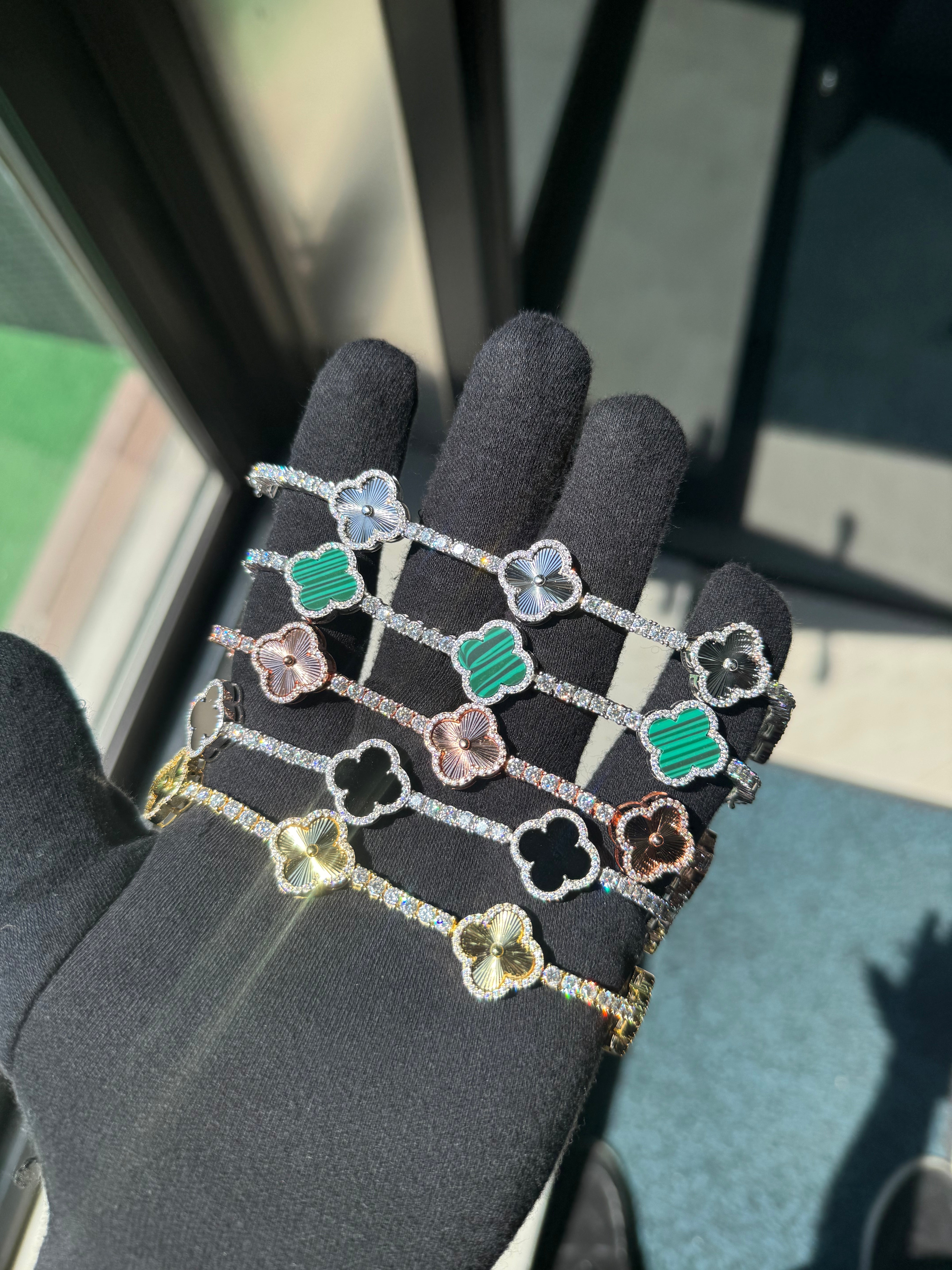 VVS TENNIS VAN CLEEF CLOVER BRACELET