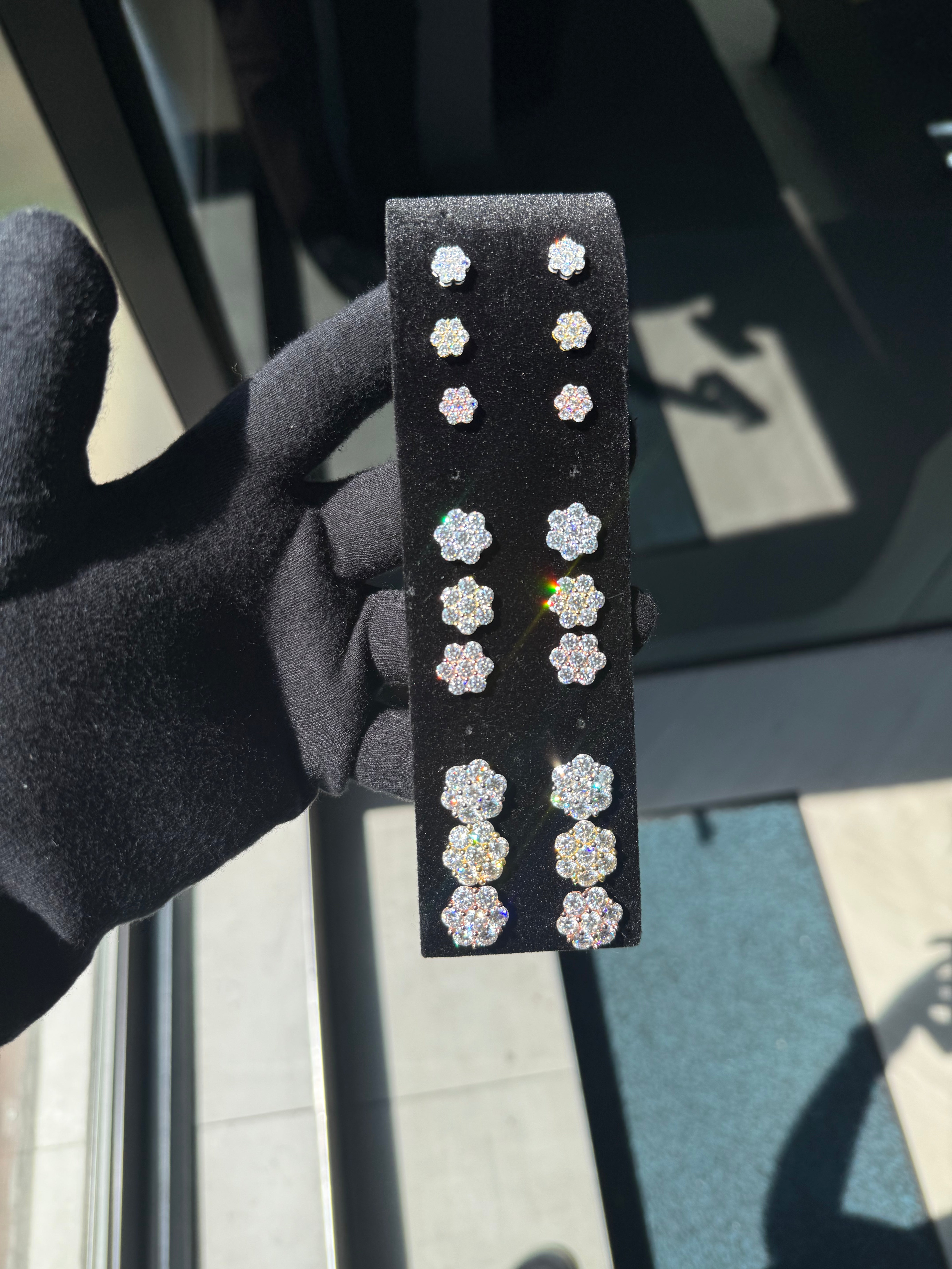 FLOWER STUD EARRING