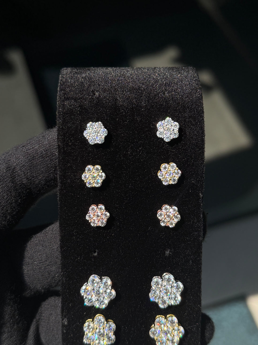FLOWER STUD EARRING
