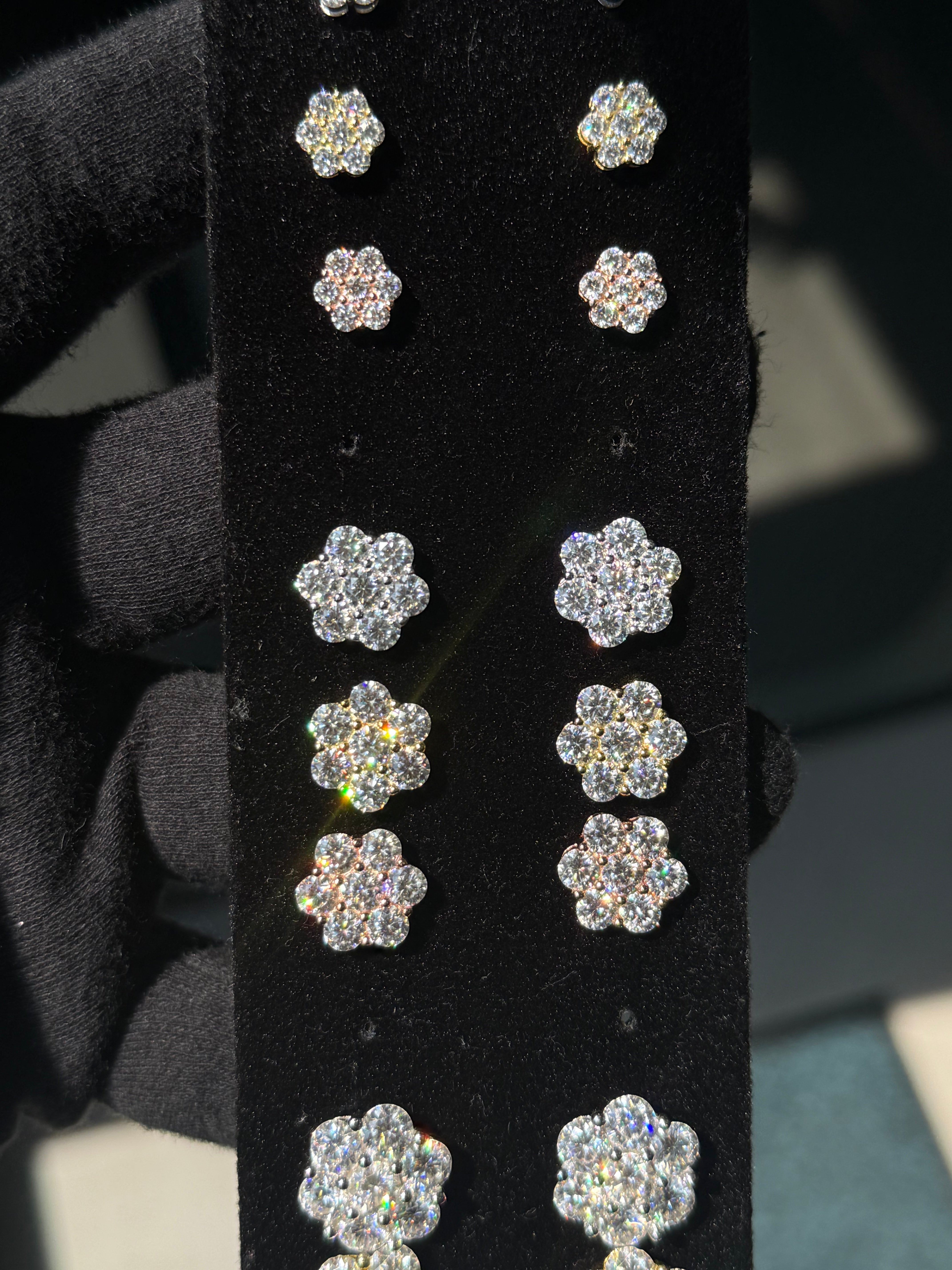 FLOWER STUD EARRING