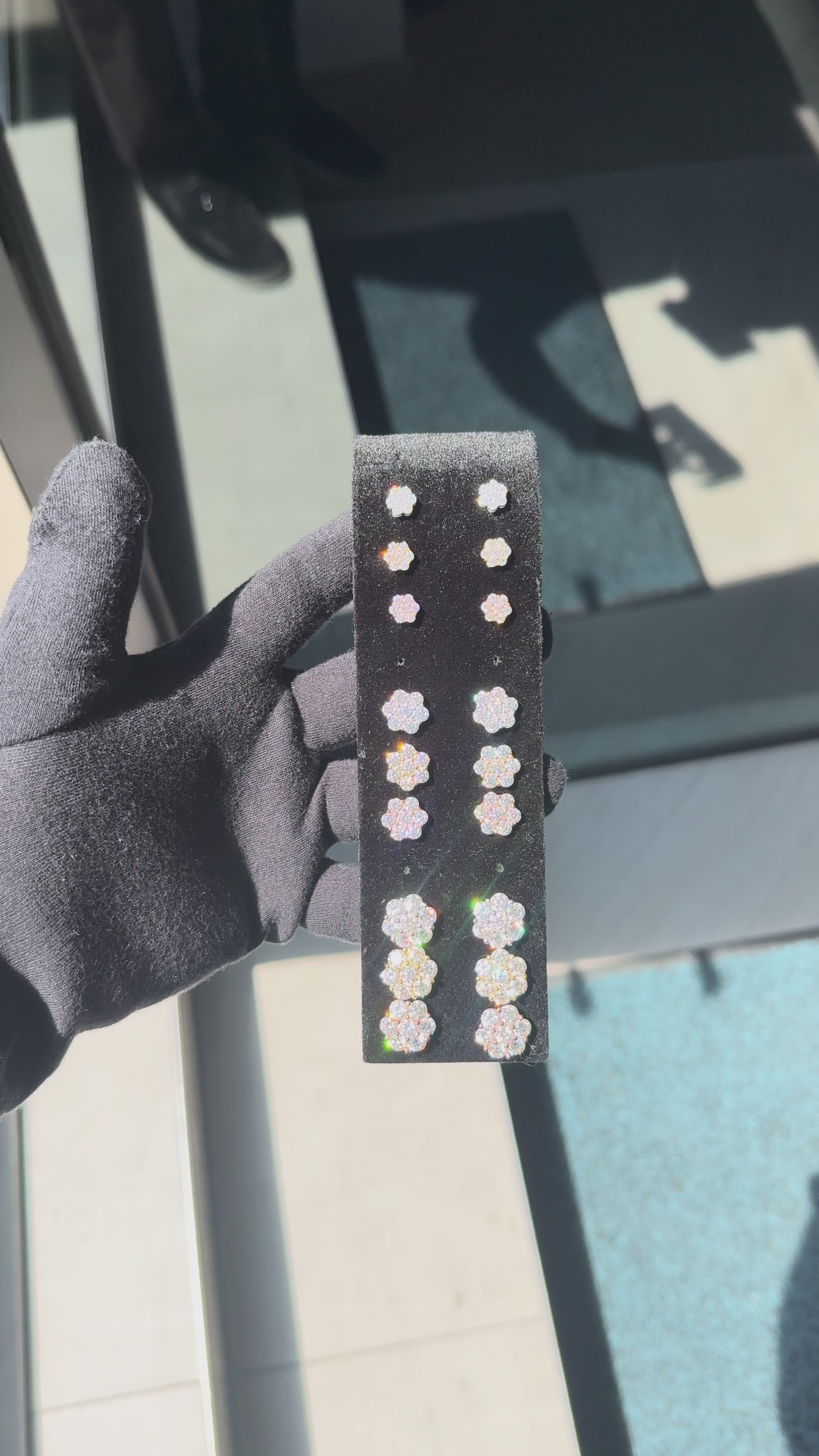 FLOWER STUD EARRING